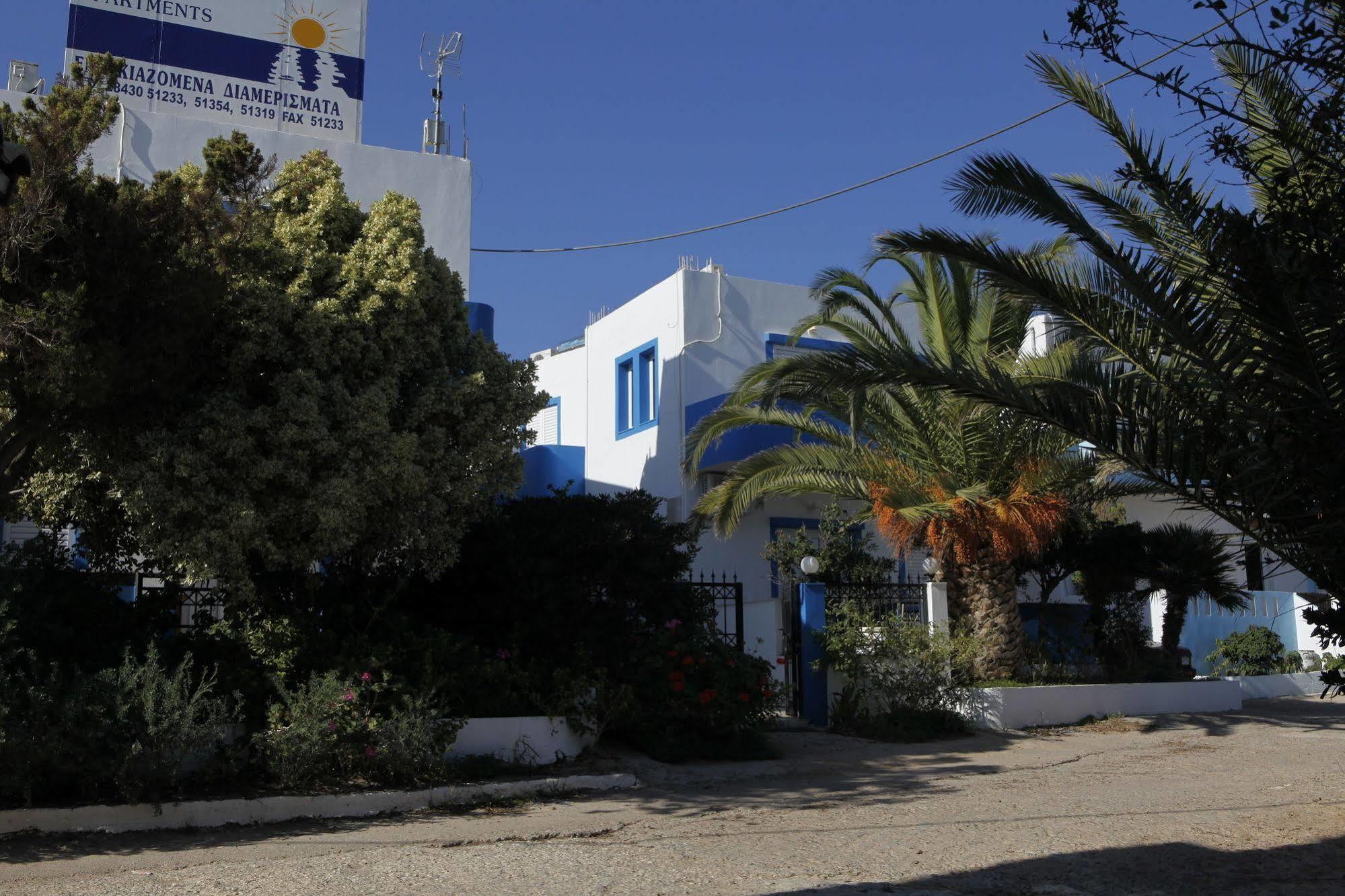 Cretasun Apartments Makrýgialos Екстериор снимка